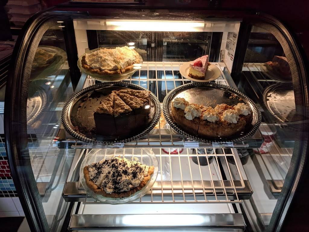 Fountain City Diner | restaurant | 3029 Tazewell Pike, Knoxville, TN 37918, USA | 8658519595 OR +1 865-851-9595