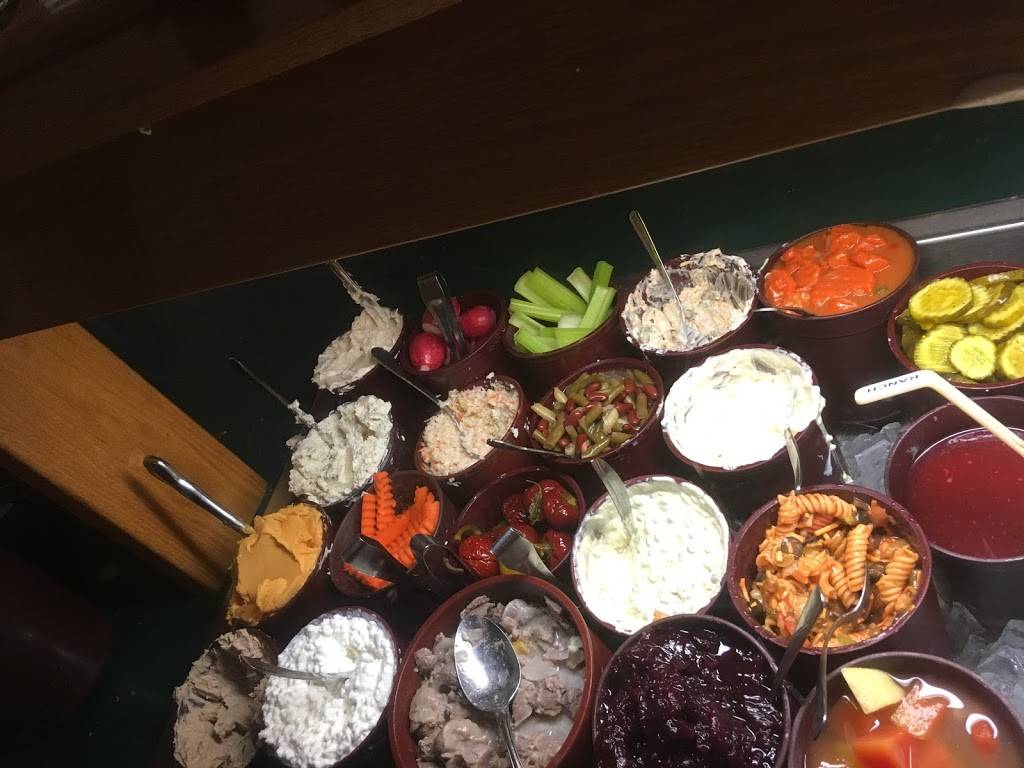 Out-O-Town Supper club | restaurant | N2161 Town Club Rd, Kaukauna, WI 54130, USA | 9207660414 OR +1 920-766-0414