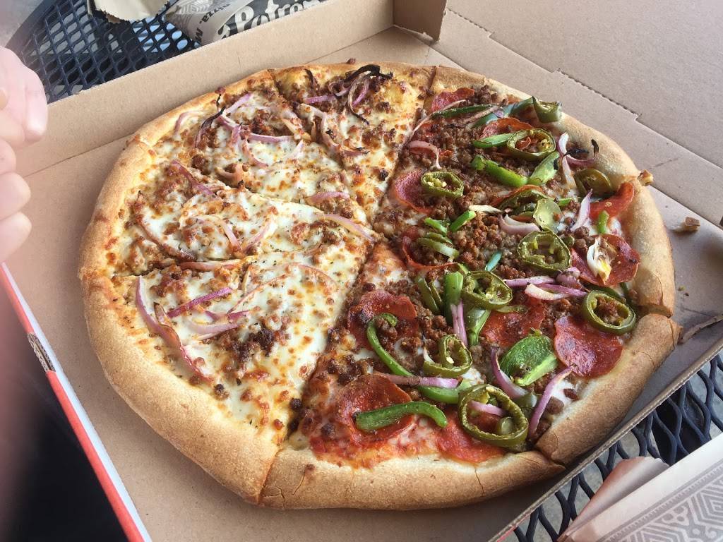 Pizza Patron | meal takeaway | 2913 West Ave, San Antonio, TX 78201, USA | 2103415100 OR +1 210-341-5100