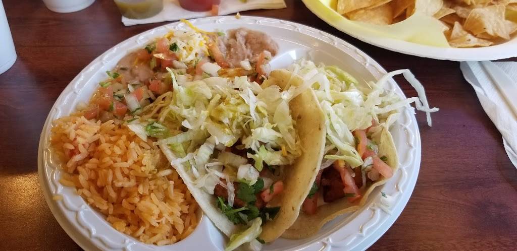 Fiesta Burrito Mexican Food | restaurant | 7402 E McDowell Rd, Scottsdale, AZ 85257, USA | 4809452004 OR +1 480-945-2004