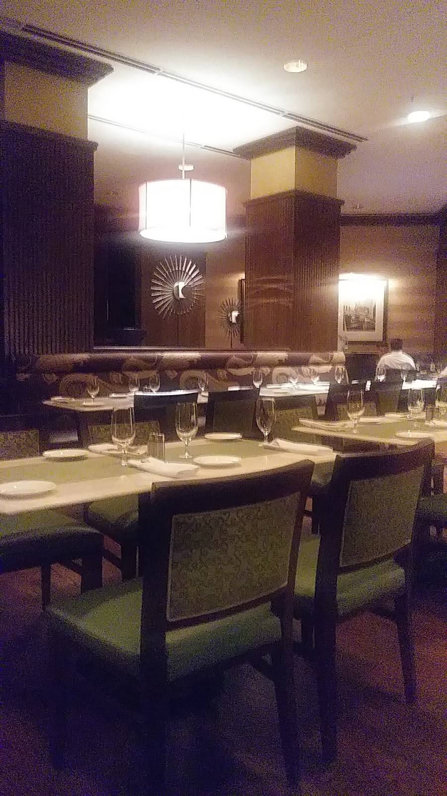 Liberty Tavern | restaurant | 5550 N River Rd, Rosemont, IL 60018, USA | 8479286949 OR +1 847-928-6949