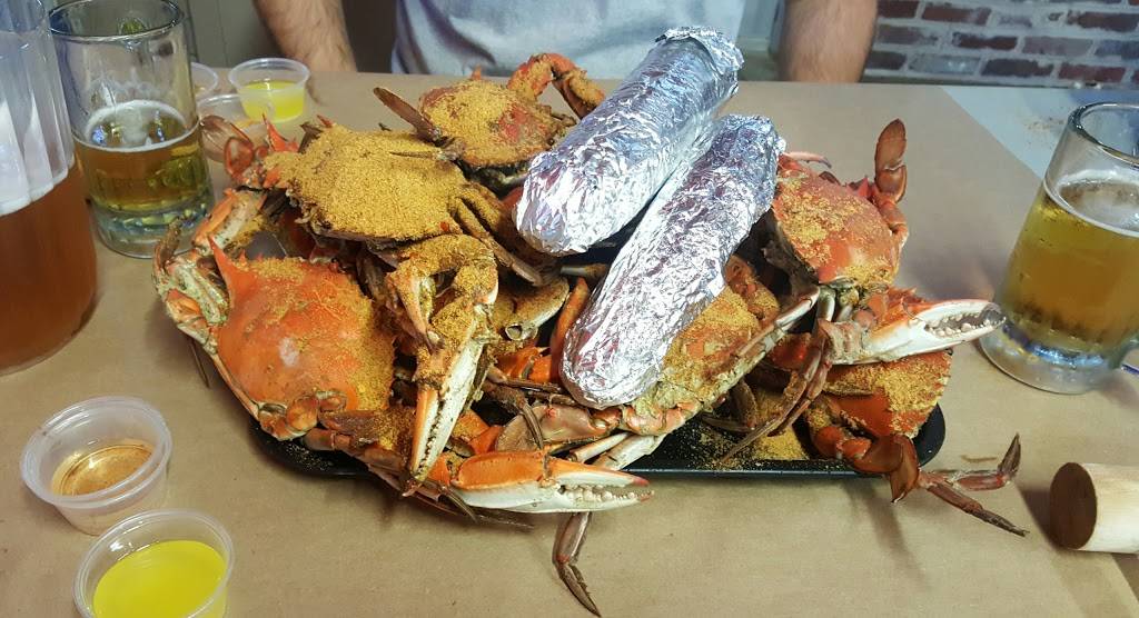 Bethesda Crab House | restaurant | 4958 Bethesda Ave, Bethesda, MD 20814, USA | 3016523382 OR +1 301-652-3382