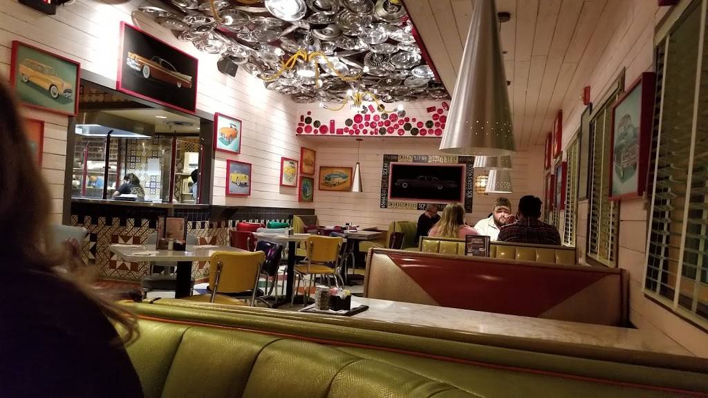 Chuys | restaurant | 21365 Epicerie Plaza, Sterling, VA 20164, USA | 5713131912 OR +1 571-313-1912