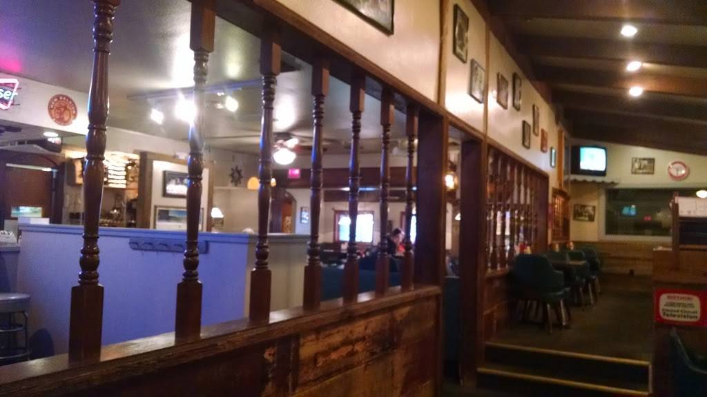 Zs Restaurant & Lounge | restaurant | 3937 W Airline Hwy, Waterloo, IA 50703, USA | 3192348717 OR +1 319-234-8717