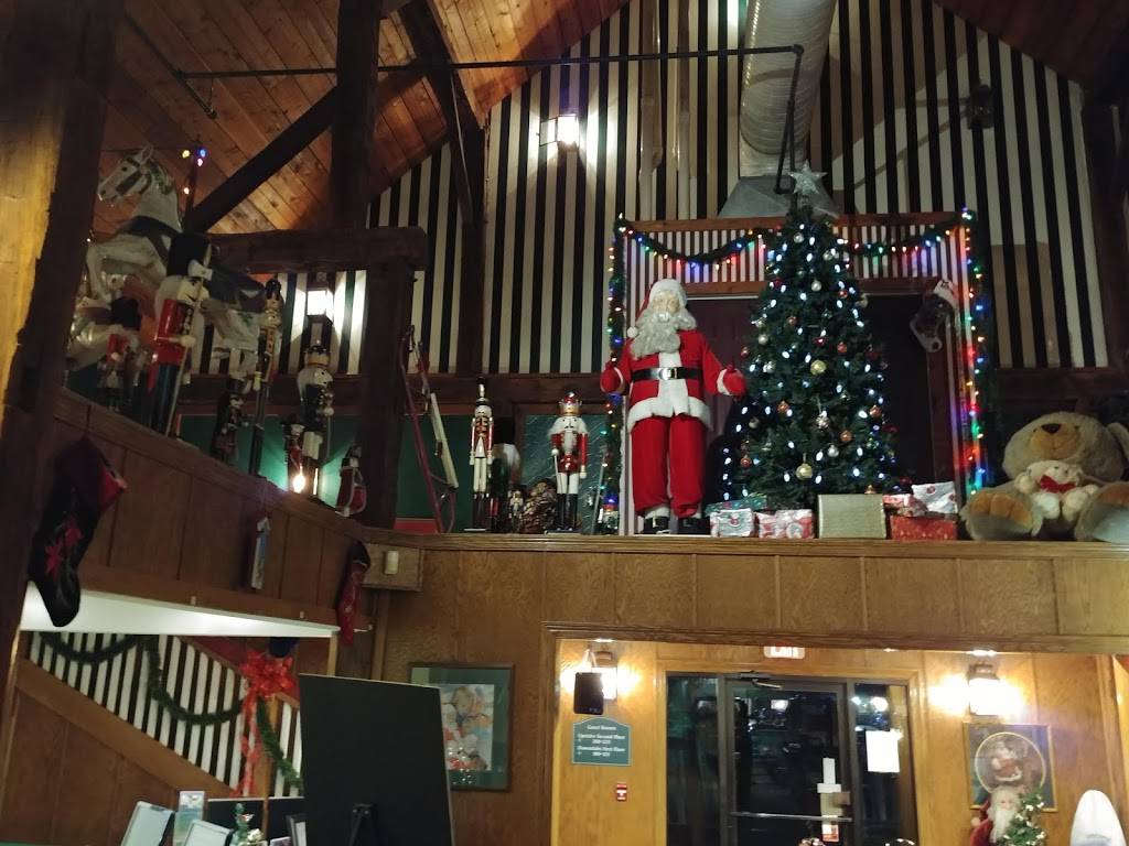 St Nicks Restaurant | restaurant | 91 W Christmas Blvd, Santa Claus, IN 47579, USA | 8129374359 OR +1 812-937-4359