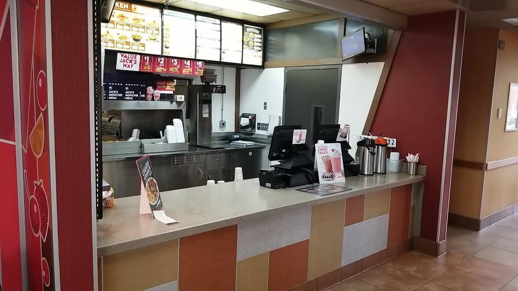 Jack in the Box | restaurant | 770 W Ramona Expy, San Jacinto, CA 92582, USA | 9516543374 OR +1 951-654-3374