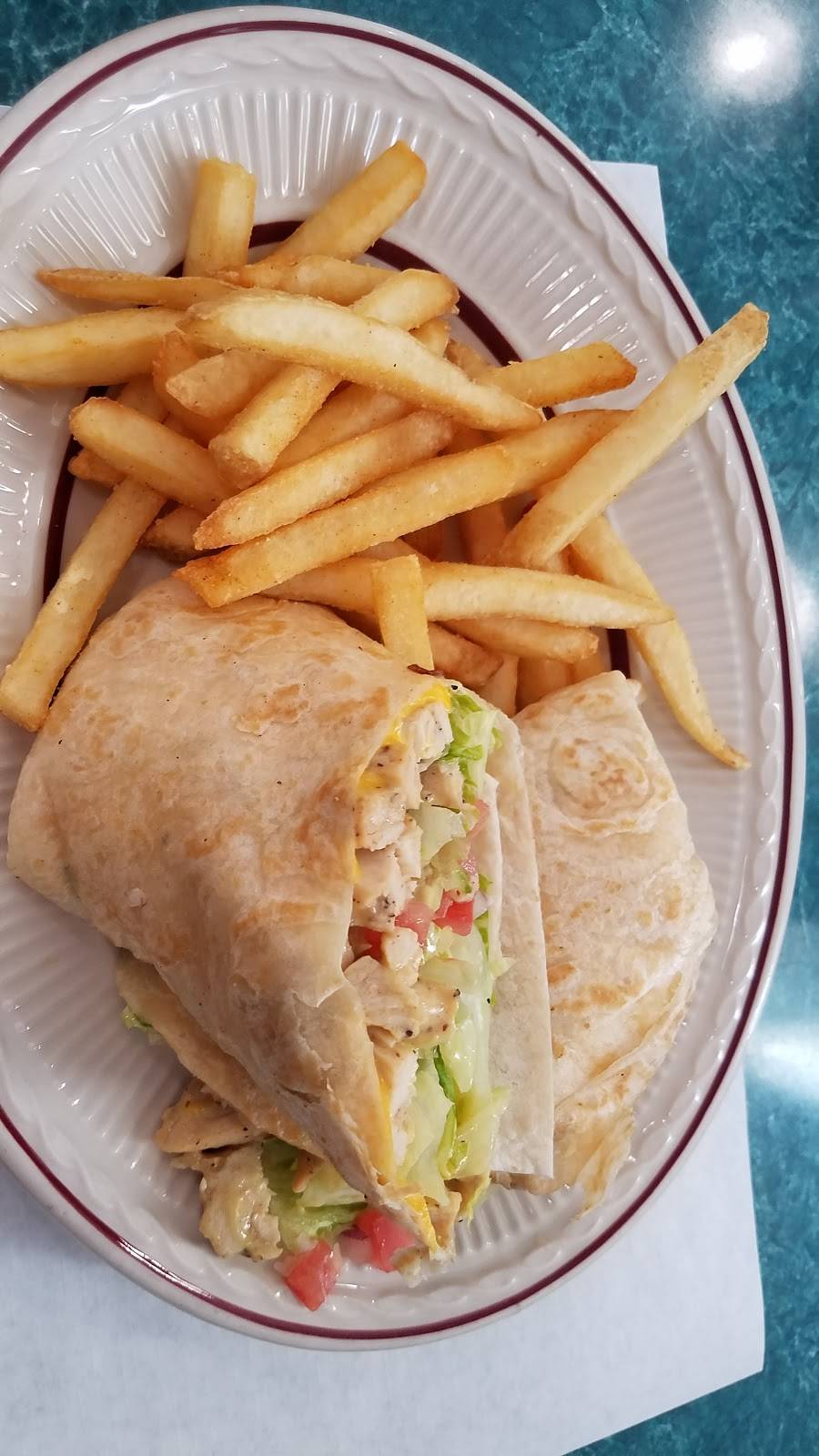 Trishs Red Bird Cafe | restaurant | 696 Walnut St, Dayton, IN 47941, USA | 7652966964 OR +1 765-296-6964