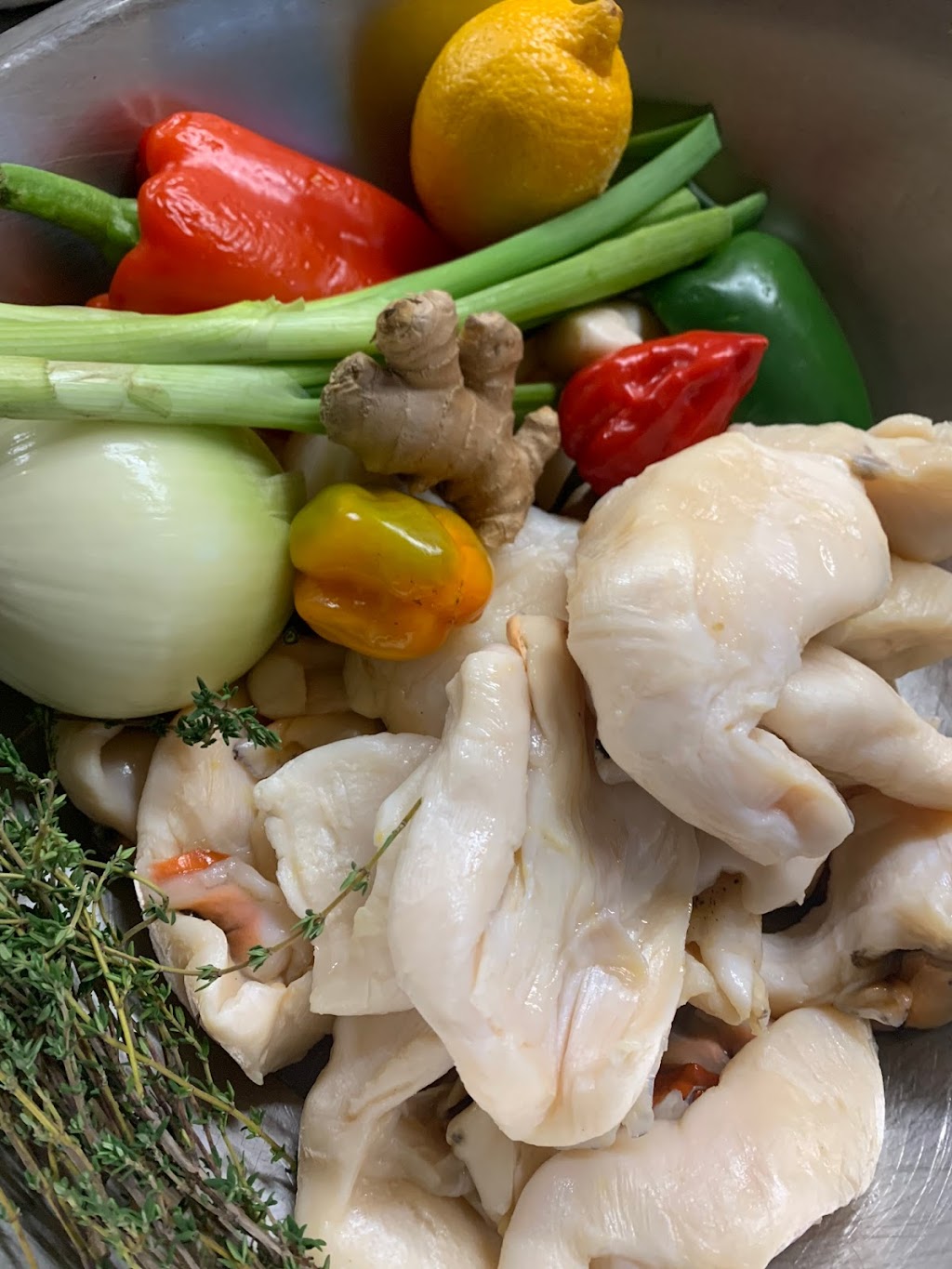 Lornas Take out | restaurant | 126-17 Merrick Blvd, Queens, NY 11434, USA | 9294330383 OR +1 929-433-0383