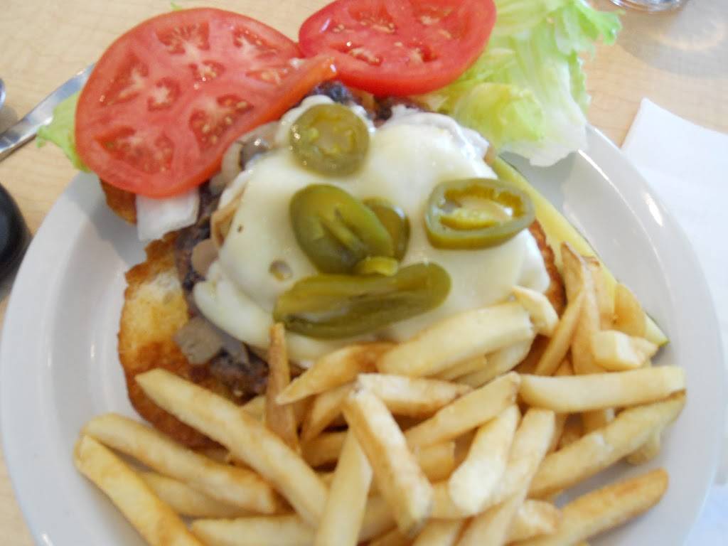 Ricks Grill | restaurant | 6380 Richmond Rd, Williamsburg, VA 23188, USA | 7572290045 OR +1 757-229-0045