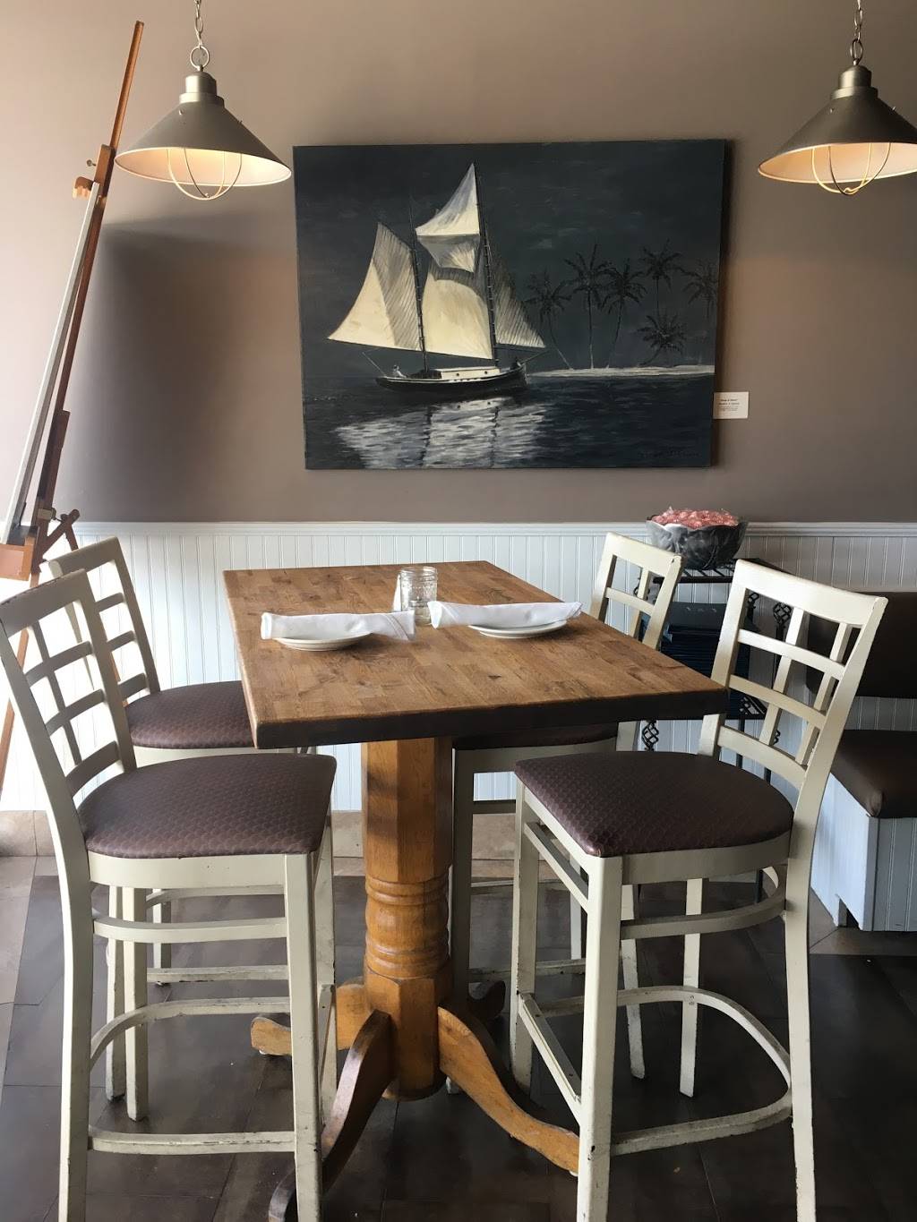 J&J Seafood Bar and Grill | restaurant | 634 E Atlantic Ave, Delray Beach, FL 33483, USA | 5612723390 OR +1 561-272-3390