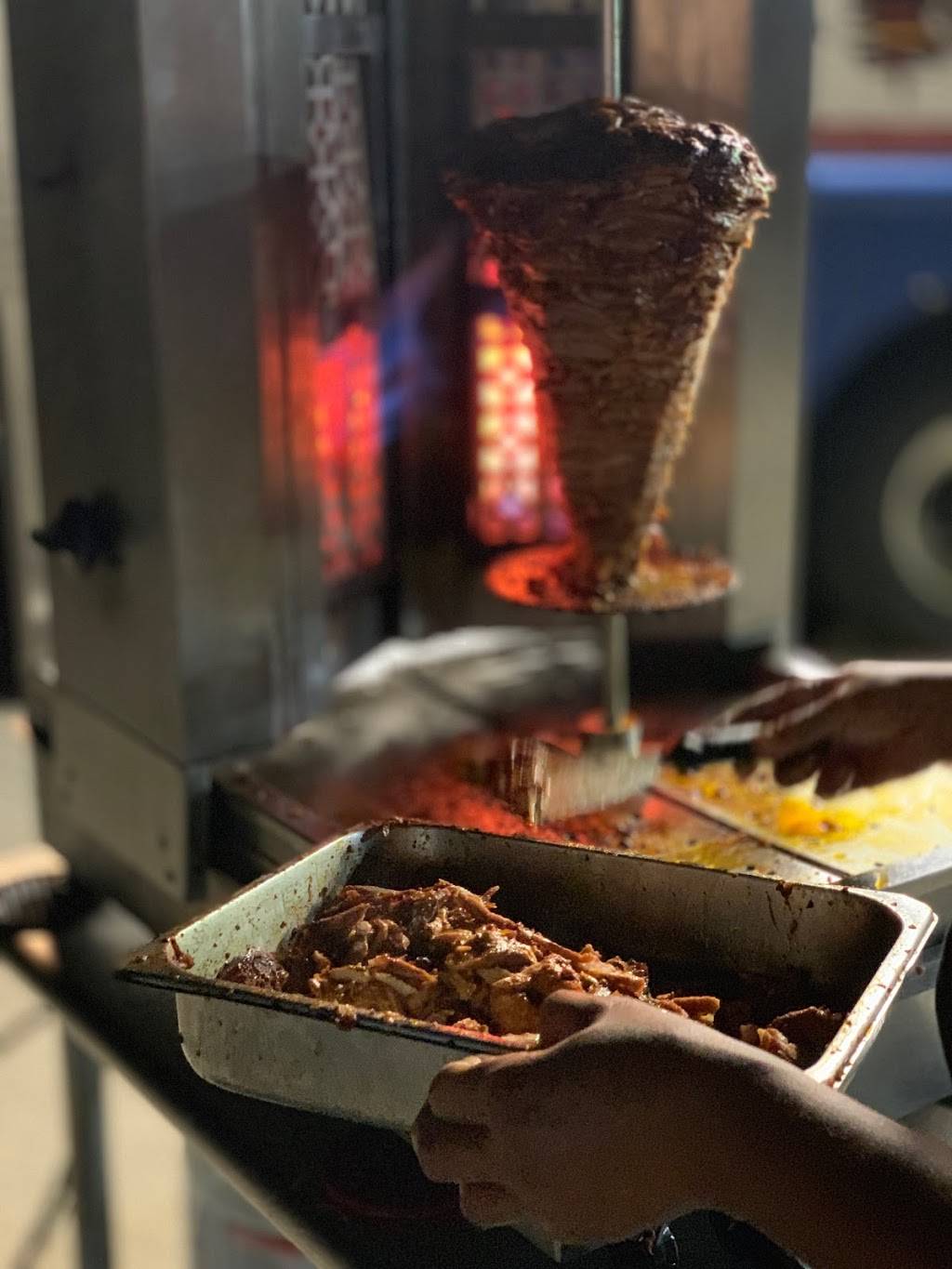 La Morenita Food Truck | restaurant | 4420 L St, Omaha, NE 68107, USA | 4022122148 OR +1 402-212-2148