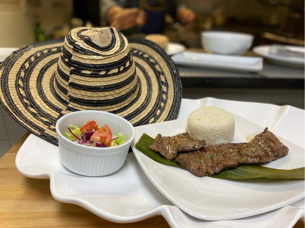 El Rincon Colombiano (Pembroke Pines) | restaurant | 12594 Pines Blvd #105, Pembroke Pines, FL 33027, USA | 9543673178 OR +1 954-367-3178