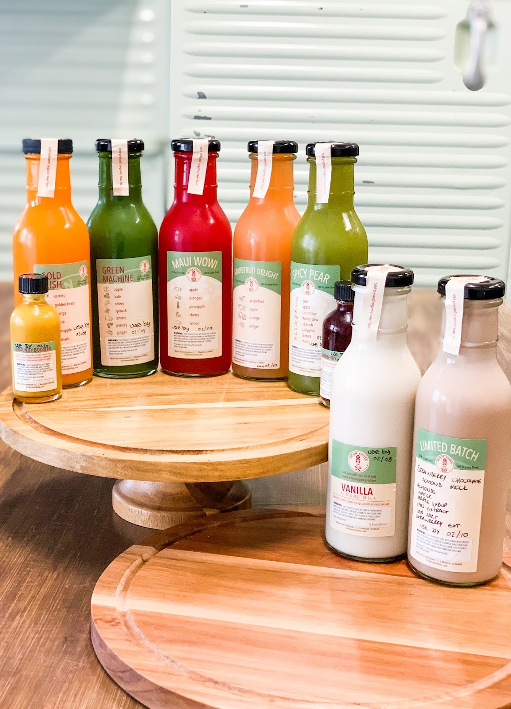 Moon Shots Juice Co. cold pressed/ organic/ raw/ local | restaurant | 175 Fort Path Rd, Madison, CT 06443, USA | 2033824343 OR +1 203-382-4343