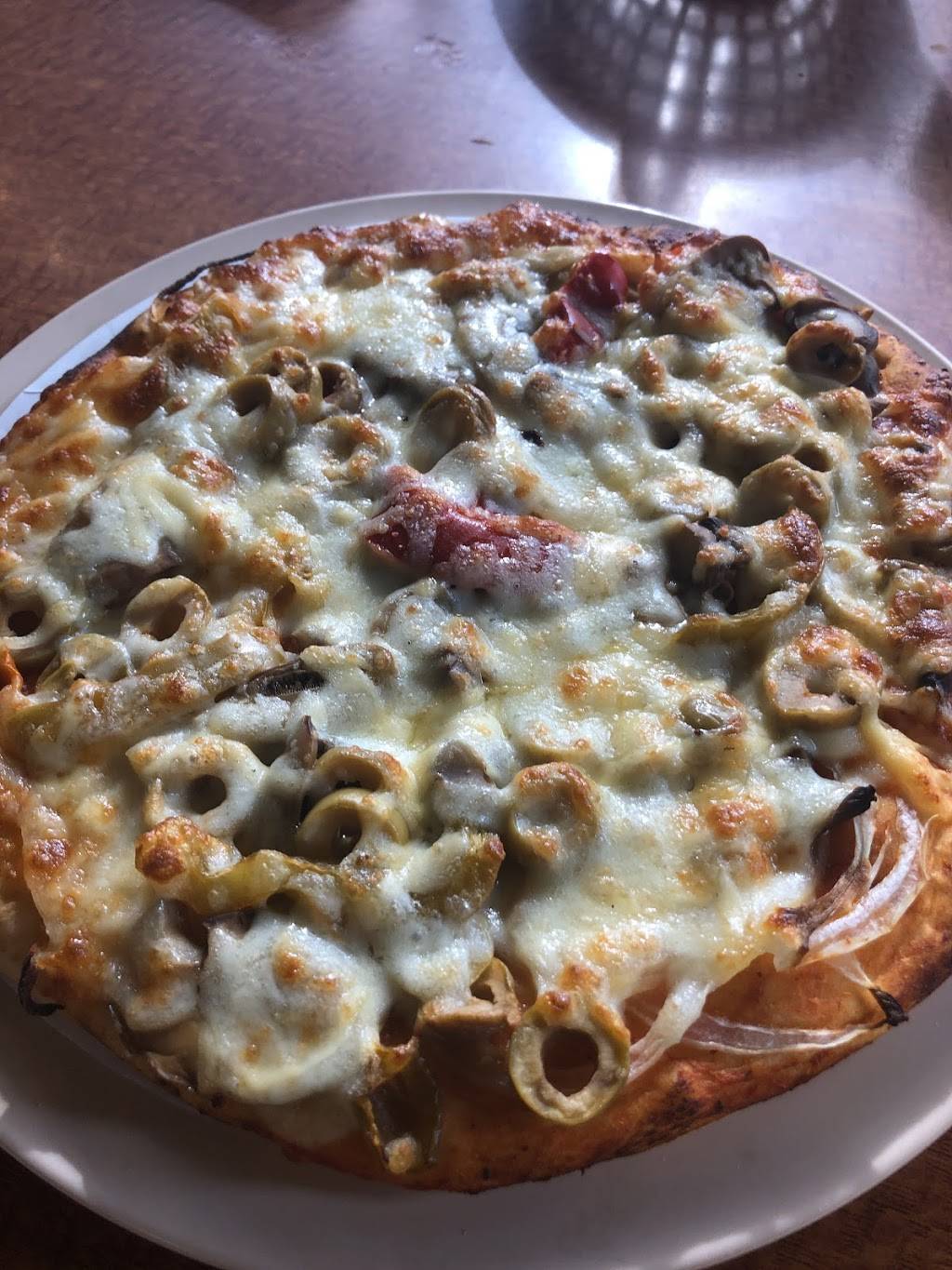 Rey Pizza | restaurant | 8790 NW 122nd St, Hialeah, FL 33018, USA | 3056988933 OR +1 305-698-8933