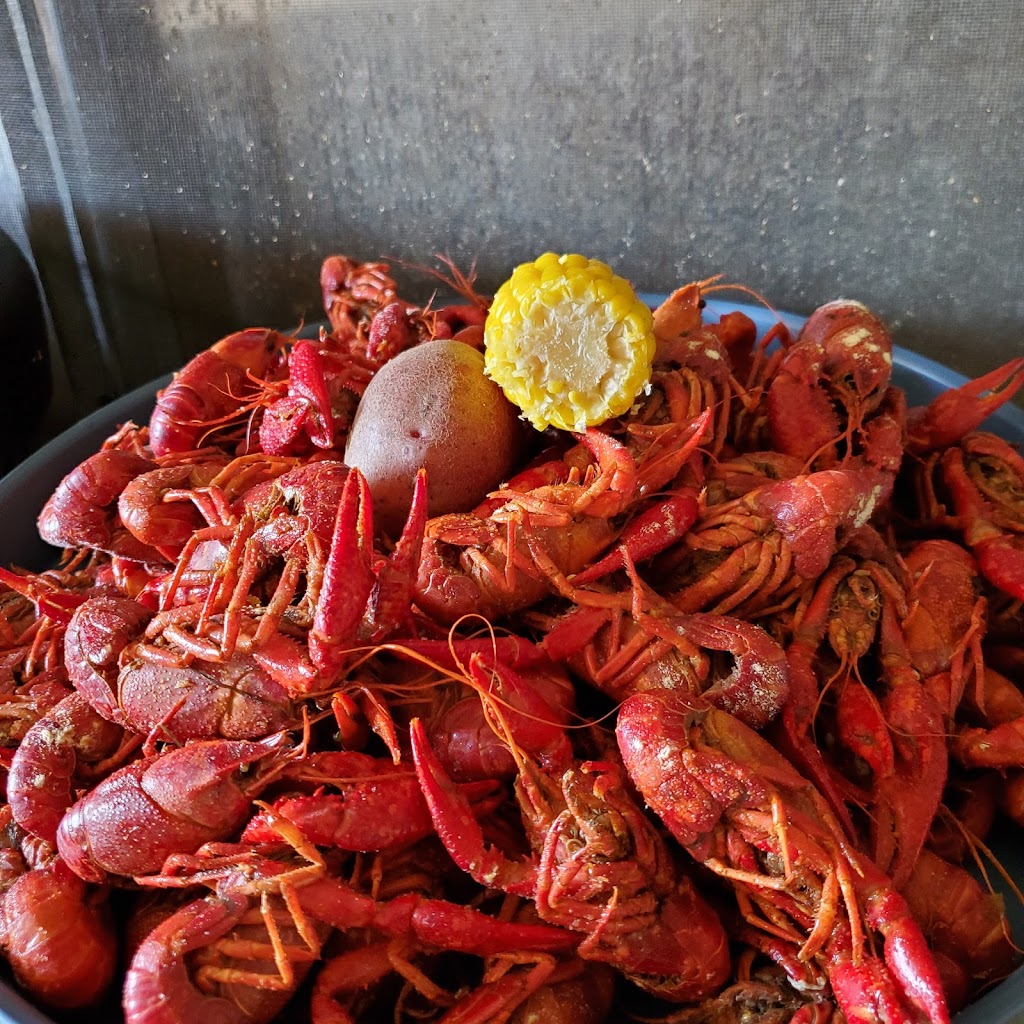 Stephens Heads or Tails Restaurant | restaurant | 420 E Chestnut St, Marksville, LA 71351, USA | 3189559557 OR +1 318-955-9557