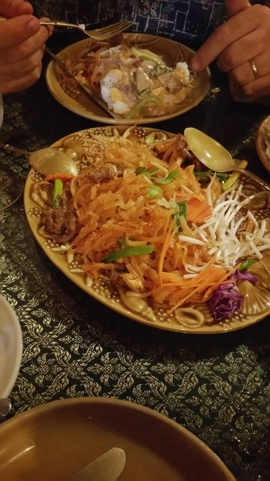 Chanida Thai Cuisine | restaurant | 34664 County Line Rd, Yucaipa, CA 92399, USA | 9094460588 OR +1 909-446-0588