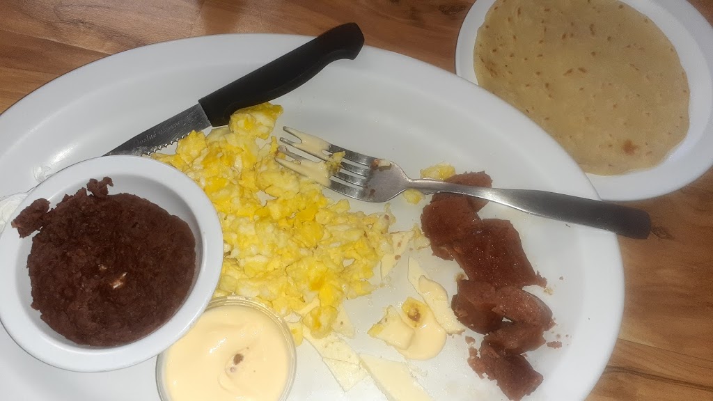 Los Costenos Cafeteria & Restaurant | restaurant | 1670 NW 119th St, Miami, FL 33167, USA | 3056815432 OR +1 305-681-5432