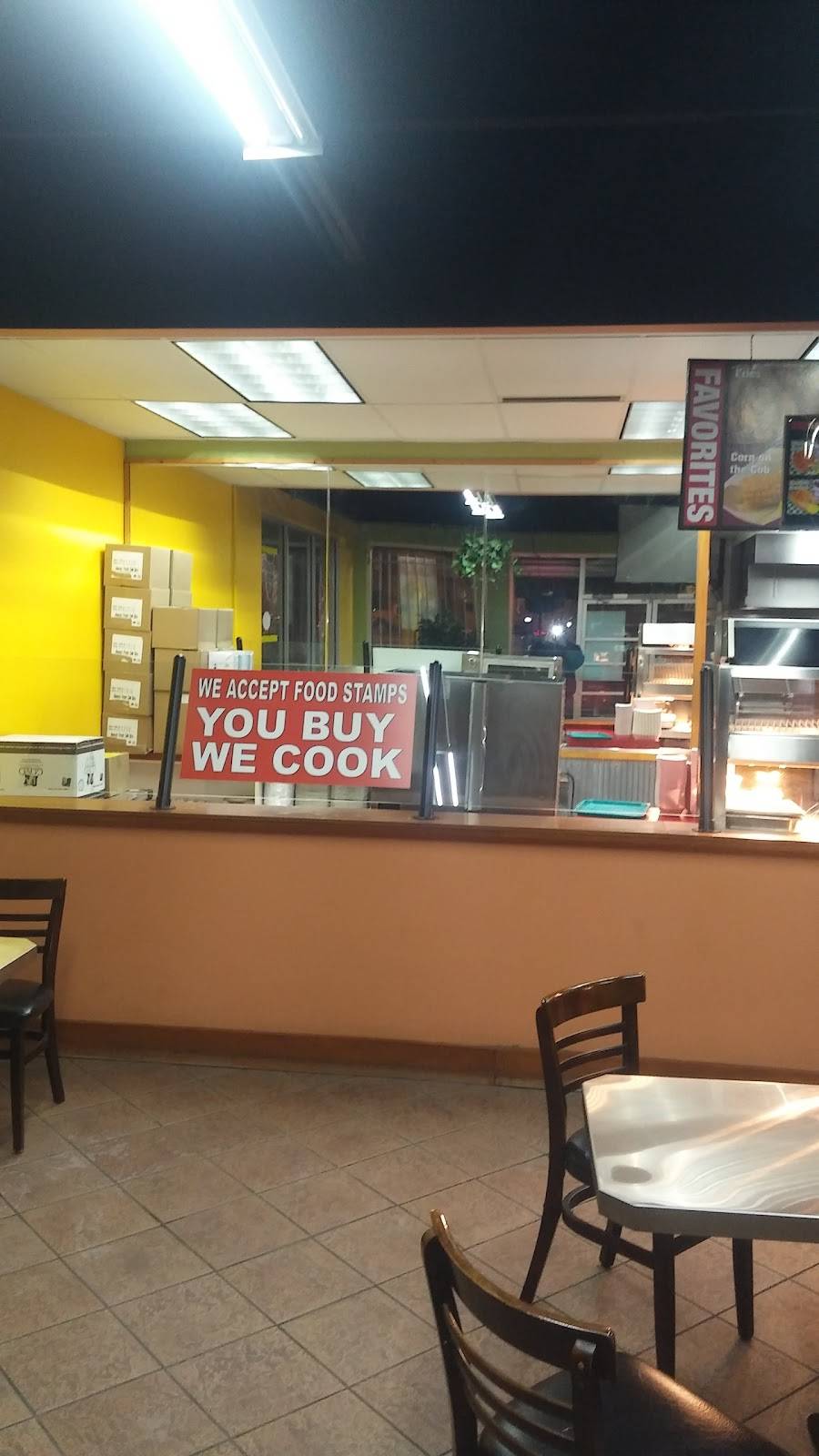 KRISPY KRUNCHY CHICKEN AT FAST STOP | restaurant | 705 E 75th St, Kansas City, MO 64131, USA | 8163632894 OR +1 816-363-2894