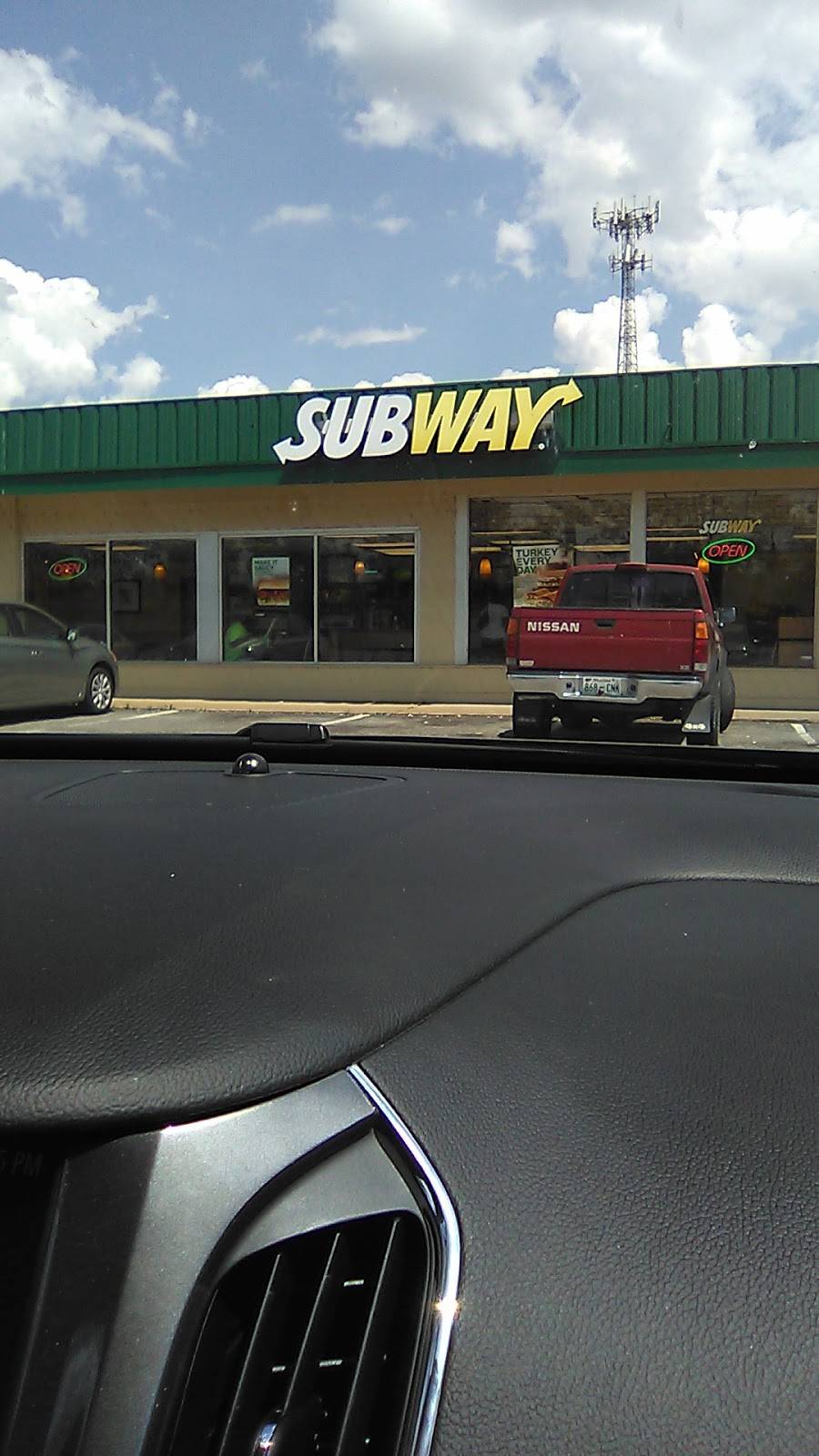 Subway | restaurant | 2610 Amnicola Hwy, Chattanooga, TN 37406, USA | 4234931174 OR +1 423-493-1174