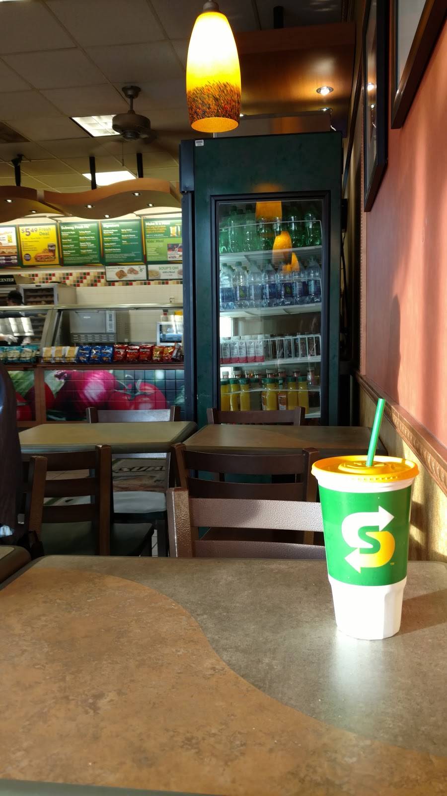 Subway | restaurant | 3073 E Shields Ave, Fresno, CA 93726, USA | 5592221110 OR +1 559-222-1110