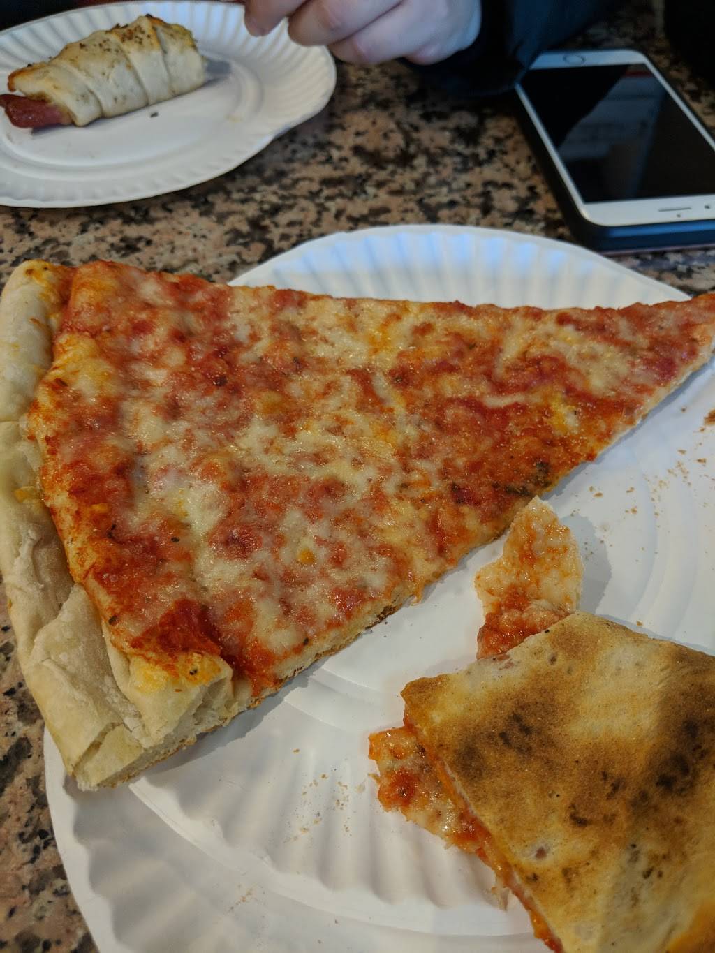 Nickys Pizzeria & Restaurant | restaurant | 144 N Chatsworth Ave, Larchmont, NY 10538, USA | 9148343232 OR +1 914-834-3232