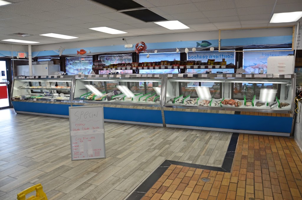 Southern Seafood | restaurant | 8818 Atlantic Blvd, Jacksonville, FL 32211, USA | 9045862084 OR +1 904-586-2084