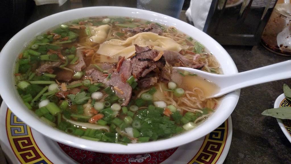 Maison de Pho | restaurant | 26612 Towne Centre Dr, Foothill Ranch, CA 92610, USA | 9495864841 OR +1 949-586-4841