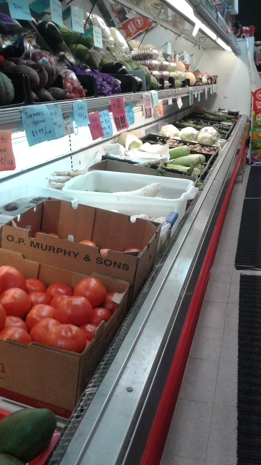 Ranis World Foods | restaurant | 4505 W Sahara Ave, Las Vegas, NV 89102, USA | 7025227744 OR +1 702-522-7744