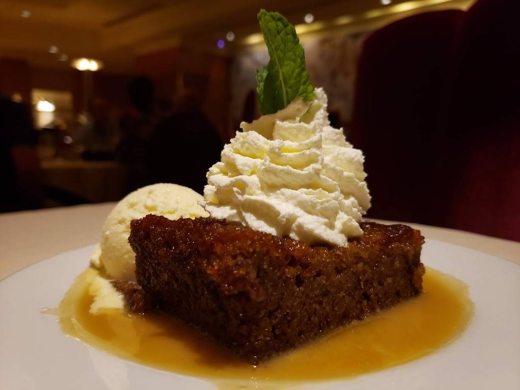 Lawrys The Prime Rib | restaurant | 4043 Howard Hughes Pkwy, Las Vegas, NV 89169, USA | 7028932223 OR +1 702-893-2223