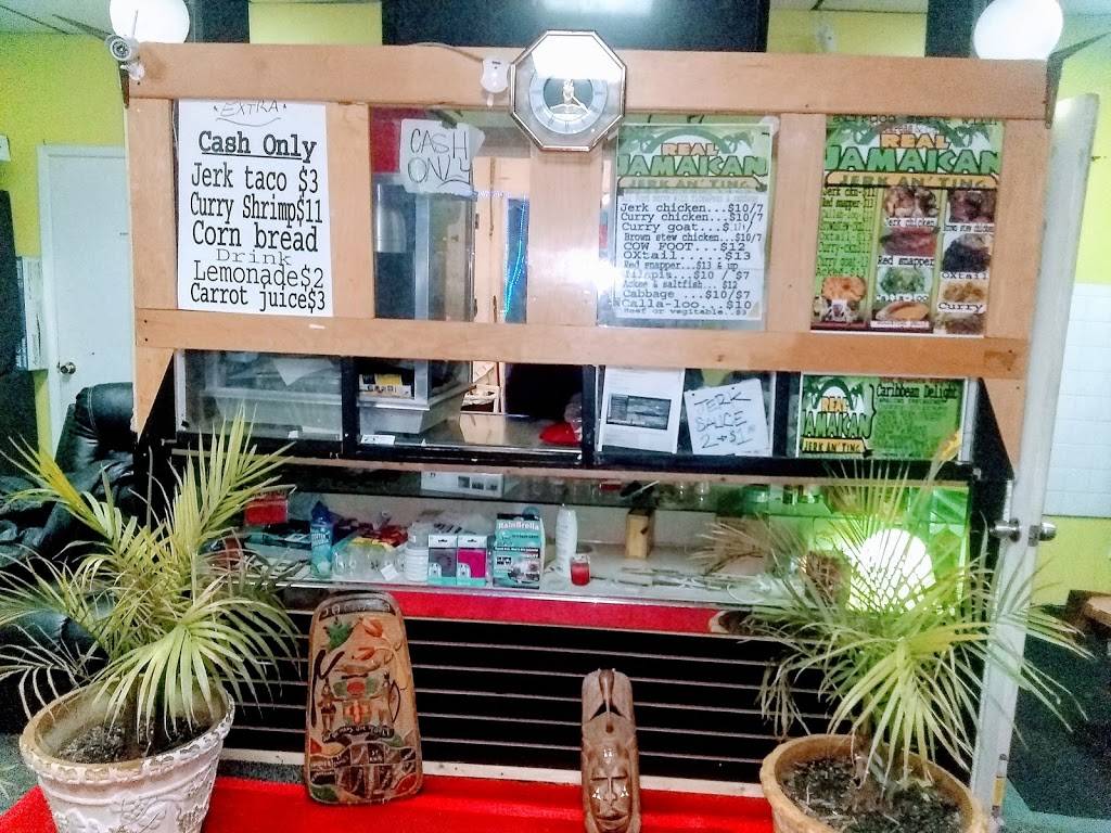 Caribbean Delight | restaurant | 3526 Gravois Ave, St. Louis, MO 63118, USA | 3147991463 OR +1 314-799-1463