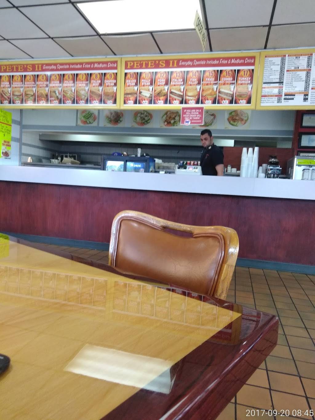 Petes Red Hots | restaurant | 1515 W Roosevelt Rd, Broadview, IL 60155, USA | 7083380277 OR +1 708-338-0277