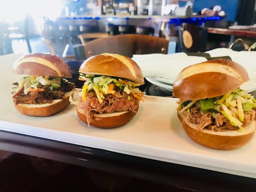 Federal Bar Lakeland | restaurant | 124 S Tennessee Ave, Lakeland, FL 33801, USA | 8638163968 OR +1 863-816-3968