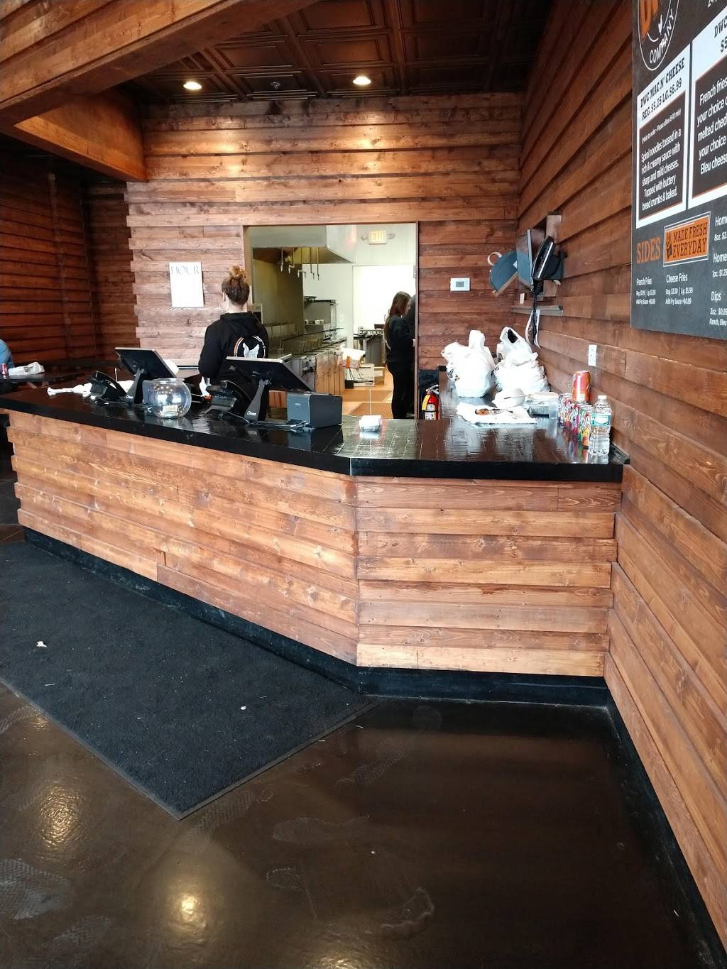 Detroit Wing Company | restaurant | 21312 Eureka Rd, Taylor, MI 48180, USA | 7343182329 OR +1 734-318-2329