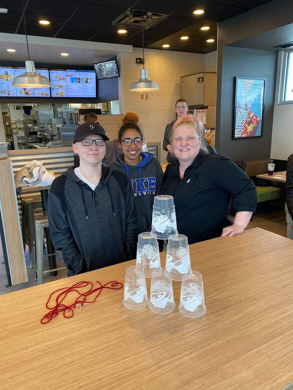 Taco Bell | meal takeaway | 580 Division St, Waite Park, MN 56387, USA | 3204061350 OR +1 320-406-1350