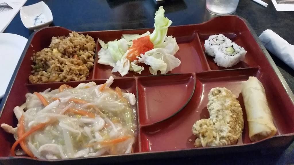 Fuji Asian Bistro | restaurant | 1103, 4522 S Suncoast Blvd, Homosassa, FL 34446, USA | 3526281888 OR +1 352-628-1888