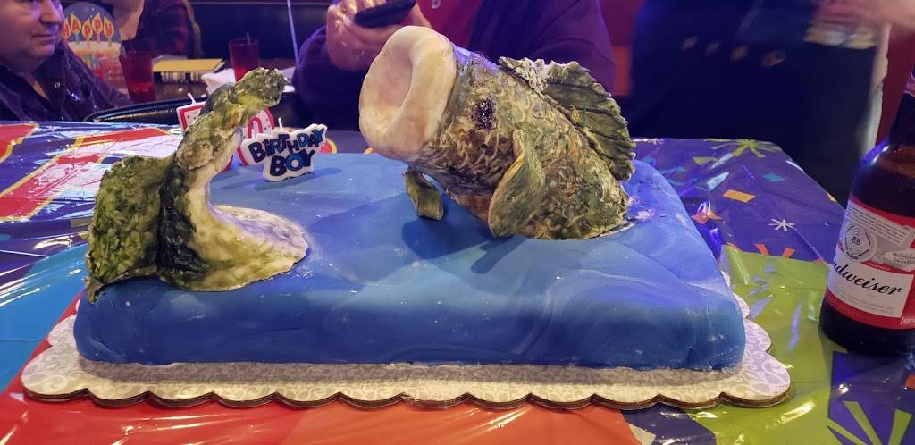 Break Time Bar & Grill | restaurant | 6186 Howdershell Rd, Hazelwood, MO 63042, USA | 3147783411 OR +1 314-778-3411