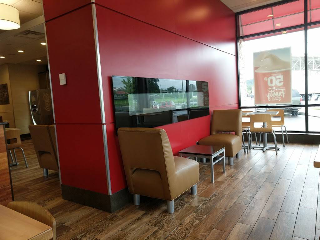 Wendys | restaurant | 1540 Egypt Rd, Phoenixville, PA 19460, USA | 6106500102 OR +1 610-650-0102