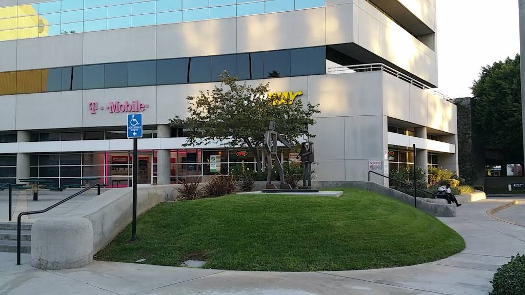 Subway Restaurants | restaurant | Mission Square Building, 3750 University Ave Suite 100, Riverside, CA 92501, USA | 9516829181 OR +1 951-682-9181