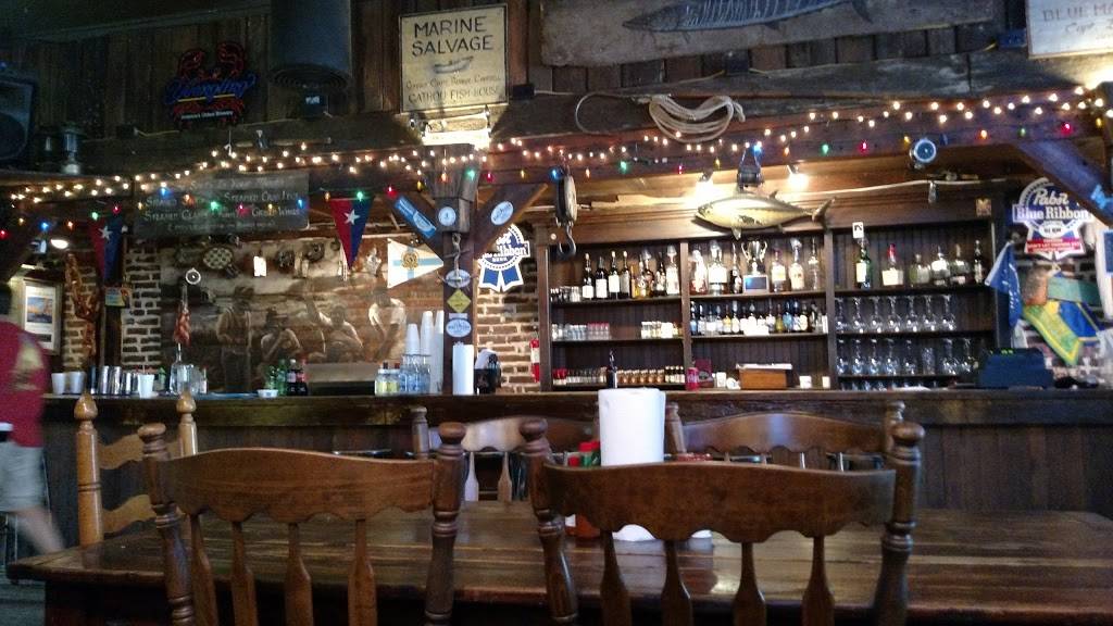 Big Tuna Raw Bar | restaurant | 807 Front St, Georgetown, SC 29440, USA | 8435461045 OR +1 843-546-1045