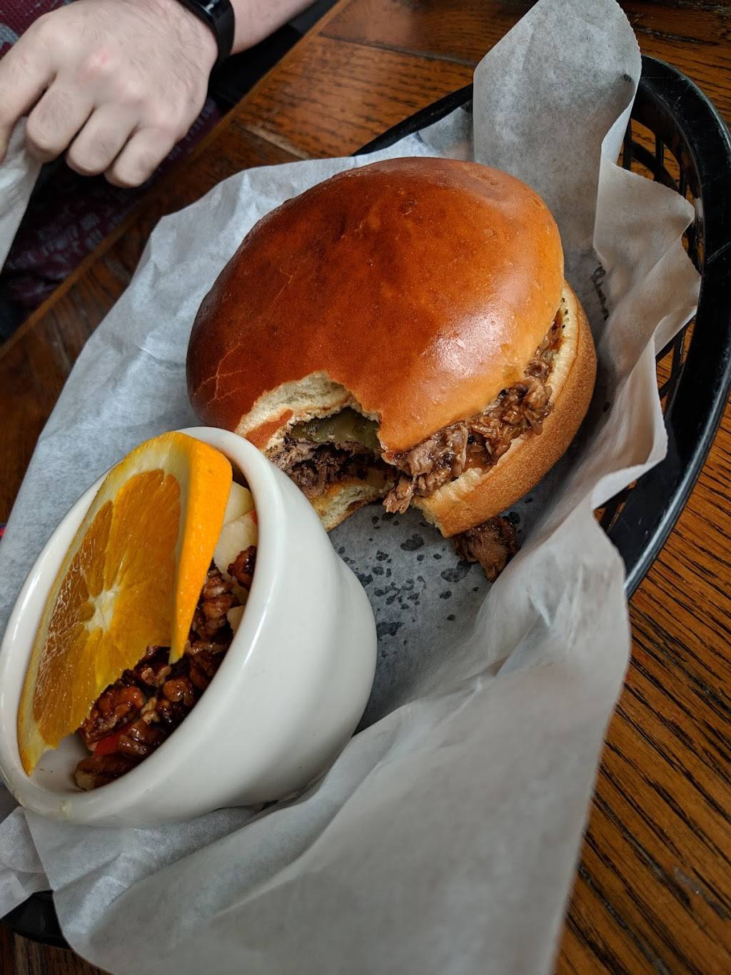 Christys Euro Pub | restaurant | 301 S Jarvis St, Greenville, NC 27858, USA | 2527582774 OR +1 252-758-2774