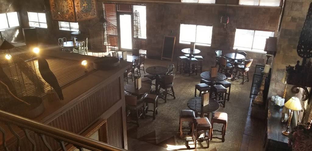 Tasting Room at Walkers Bluff | restaurant | 14250 Meridian Rd, Carterville, IL 62918, USA | 6189569900 OR +1 618-956-9900