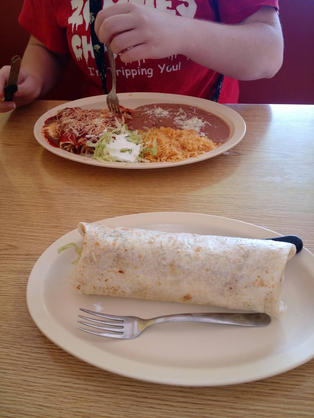 Taco & Burrito Express | restaurant | 516 State Rte 31, McHenry, IL 60050, USA | 8153448215 OR +1 815-344-8215