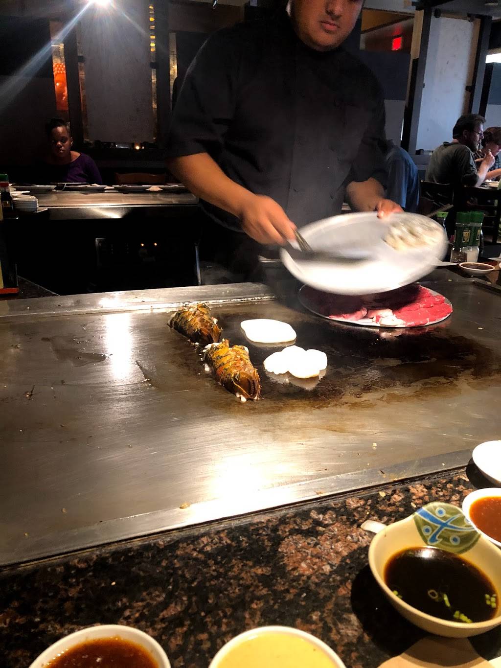 DaRuMa Japanese Steakhouse and Sushi Lounge | restaurant | 13499 S Cleveland Ave, Fort Myers, FL 33907, USA | 2393440037 OR +1 239-344-0037