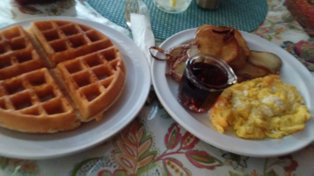 Chef Saras Cafe | restaurant | 7201 S Exchange Ave, Chicago, IL 60649, USA | 7733594637 OR +1 773-359-4637