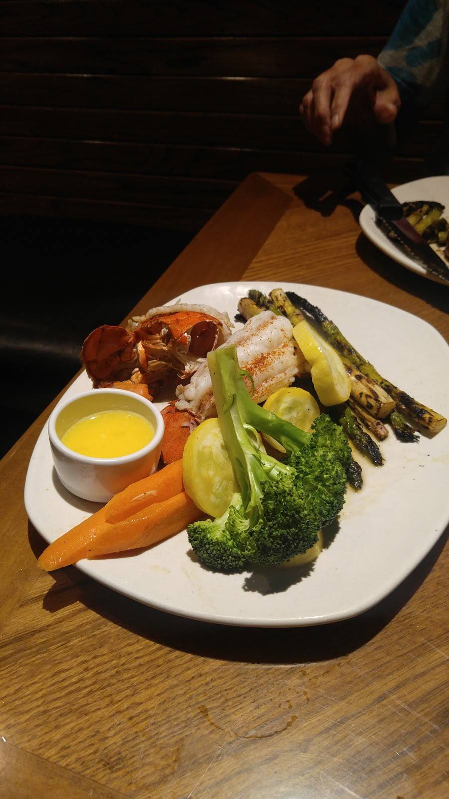 Outback Steakhouse | restaurant | 314 Merchant Dr, Knoxville, TN 37912, USA | 8652810999 OR +1 865-281-0999