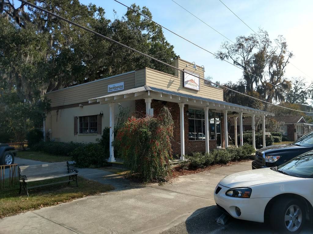 The Smokehouse | restaurant | 914 Paris Ave, Port Royal, SC 29935, USA | 8435220322 OR +1 843-522-0322