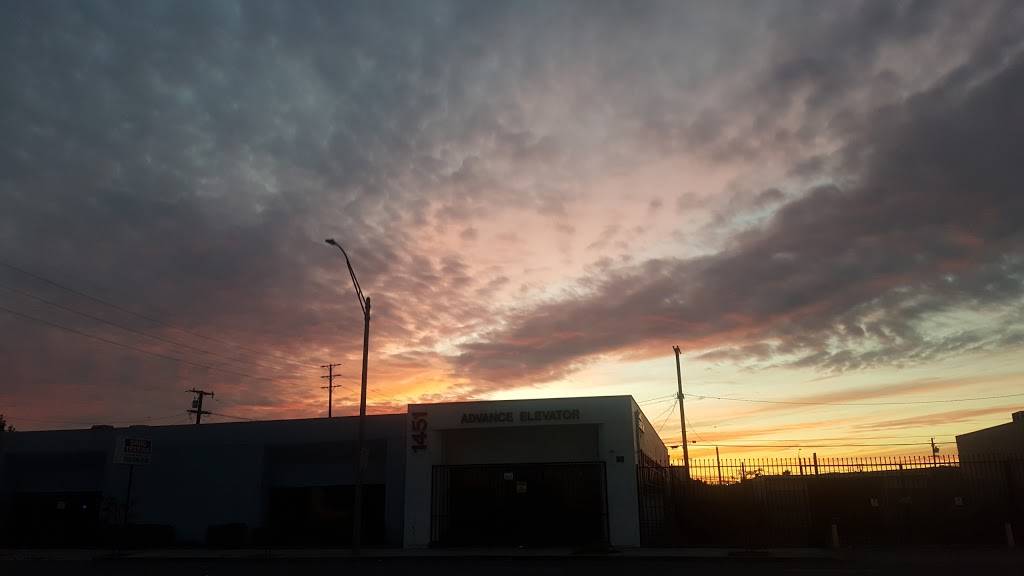 El Malecon Mariscos Estilo Sinaloa Restaurant | restaurant | 1478 Santa Fe Ave, Long Beach, CA 90813, USA | 5624358333 OR +1 562-435-8333