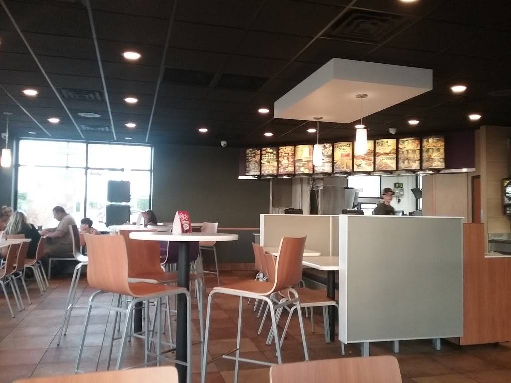 Taco Bell | meal takeaway | 205 Wittig Rd, Tomah, WI 54660, USA | 6083724333 OR +1 608-372-4333