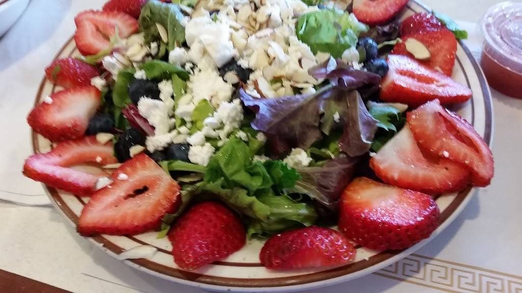 Golden Flame Family Restaurant | restaurant | 2604 Custer St, Manitowoc, WI 54220, USA | 9206820880 OR +1 920-682-0880