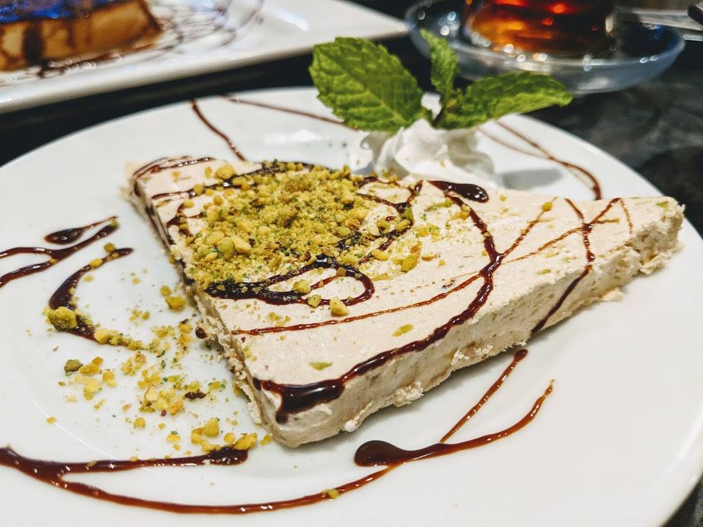 Cafe Mediterranean | restaurant | 3520 Erie Ave, Cincinnati, OH 45208, USA | 5138718714 OR +1 513-871-8714